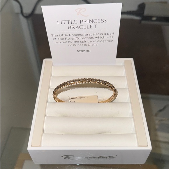 Ronaldo Designer Jewelry Gold Bracelet - Picture 3 of 3